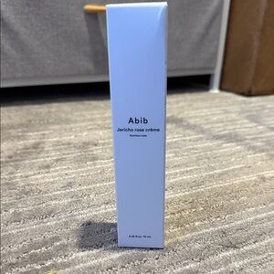 Jericho Rose Crème - White